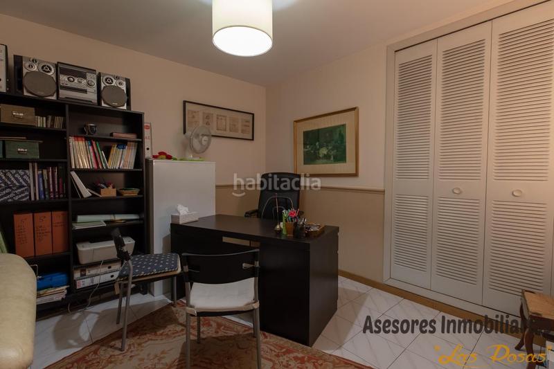 Foto 43b9ee9a-6779-4323-8e03-0a1601d14745. Casa adossada amb calefacció aparcament a Peñagrande Madrid