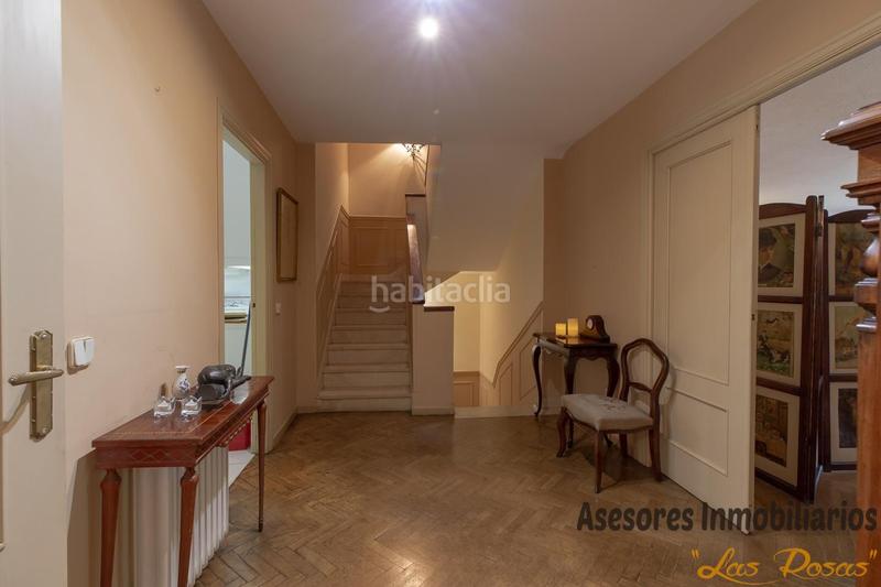 Foto aabb2b94-f3a8-4c74-997a-6de07ce4bd6e. Casa adossada amb calefacció aparcament a Peñagrande Madrid