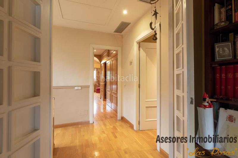 Foto c6fdc79b-822a-4212-bc99-d3d06f52b168. Casa adossada amb calefacció aparcament a Peñagrande Madrid