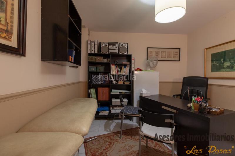 Foto d8ea0369-e983-4bf1-858c-7479e73d6ae8. Casa adossada amb calefacció aparcament a Peñagrande Madrid