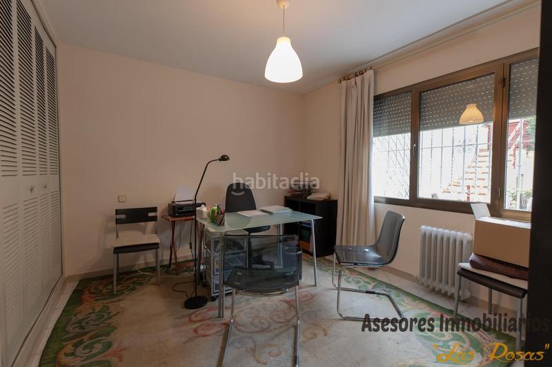 Foto f191c668-f104-4f74-8667-9a30a1525d2e. Casa adossada amb calefacció aparcament a Peñagrande Madrid
