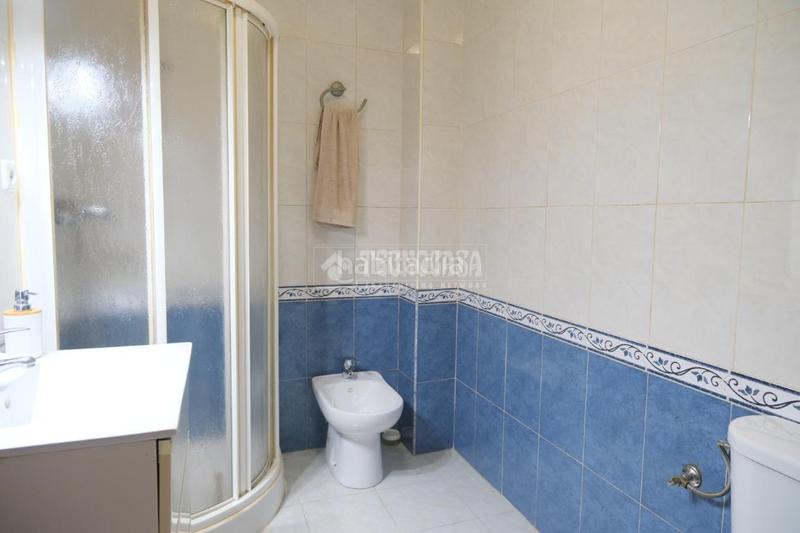 Foto 217a42a5-1705-4bde-ae36-181150dce374. Casa aparellada a El Cerro Sevilla