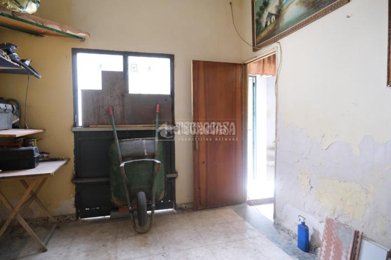 Foto 0b6d4d7a-d744-47fd-9fda-095816a8529e. Casa pareada casa en venta en La Plata Sevilla