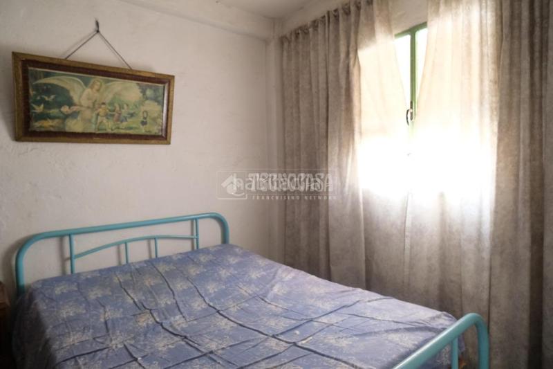 Foto 3e342181-f7d5-46d9-afe3-aa6ff010e023. Casa pareada casa en venta en La Plata Sevilla