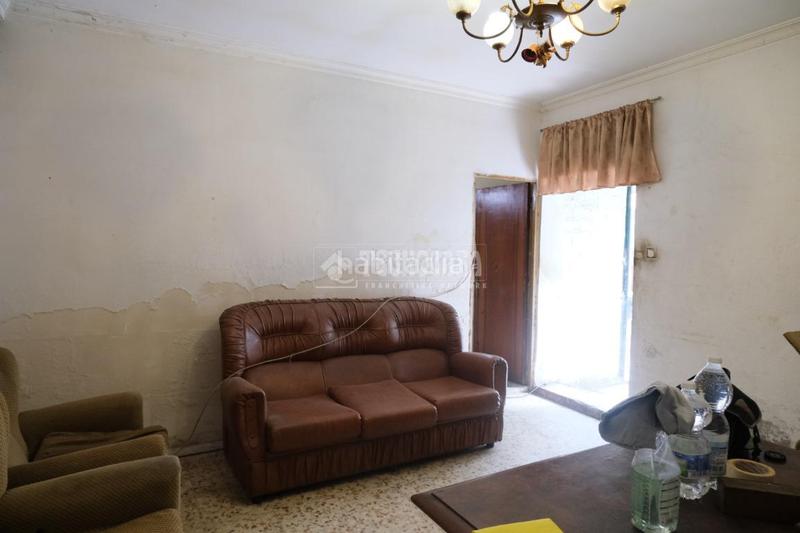 Foto 40a9037a-0177-4cc7-abec-84378e487136. Casa pareada casa en venta en La Plata Sevilla