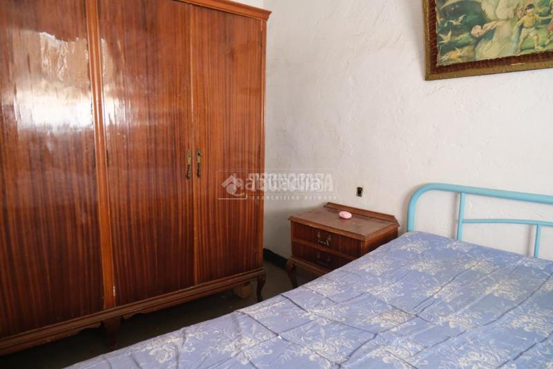 Foto 6bb2016b-1f9c-4b6b-8043-eba9f9726cb0. Casa pareada casa en venta en La Plata Sevilla