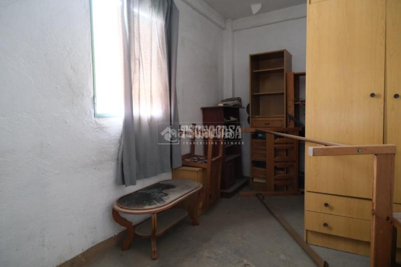Foto 8e9e935c-ce42-42cf-a9c8-ec05f5489cc8. Casa pareada casa en venta en La Plata Sevilla
