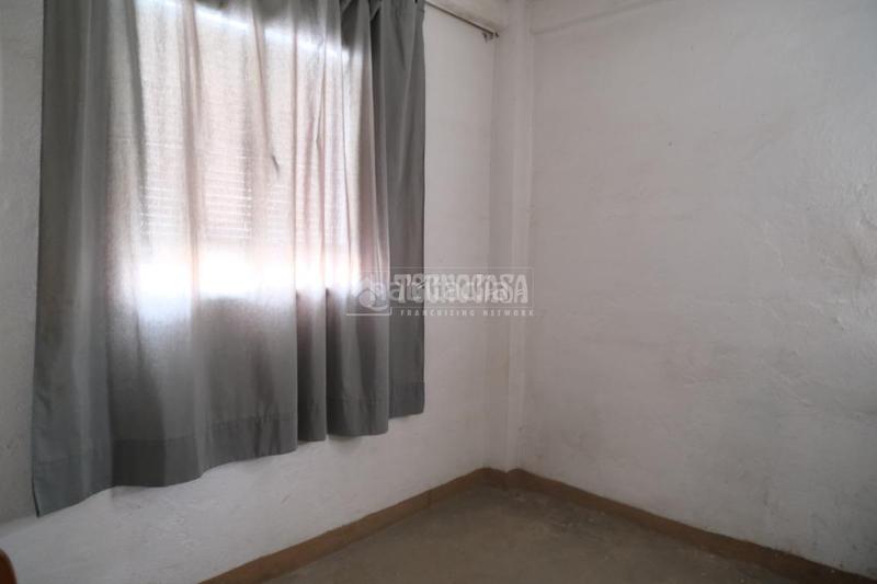 Foto dcfe9065-f56d-41a8-93a6-c838583ce5b6. Casa pareada casa en venta en La Plata Sevilla