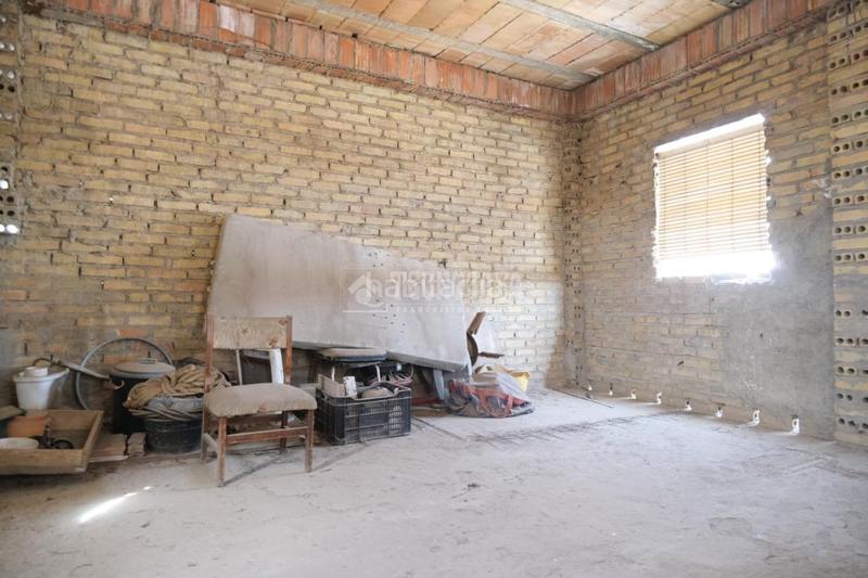 Foto edc0be38-e778-44b7-bfc2-0979194a48d3. Casa pareada casa en venta en La Plata Sevilla