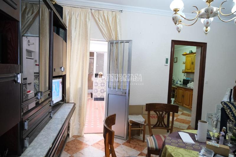 Foto 232b8785-b2ff-46ec-92e9-c353334ac62c. Alquiler casa pareada casa en alquiler en El Cerro Sevilla