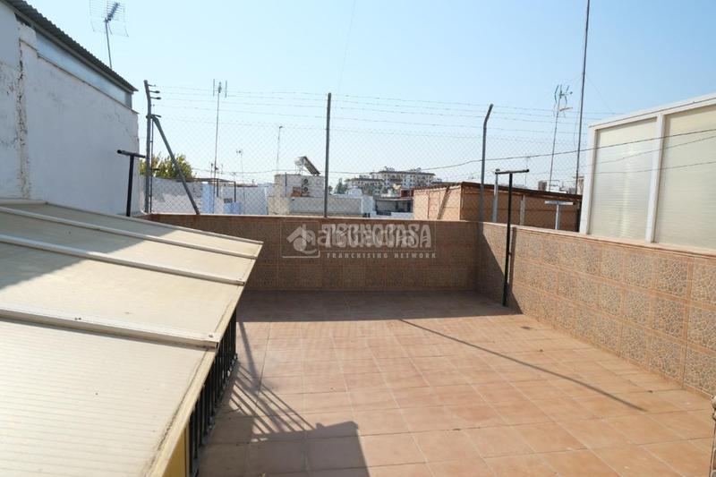 Foto 77d1d2d6-f525-499c-8b23-a9a09b410f8f. Alquiler casa pareada casa en alquiler en El Cerro Sevilla