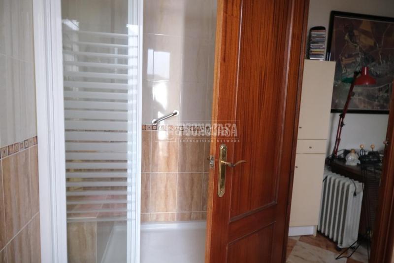 Foto e91928aa-9cf1-4311-98ba-ca1f2d96b1d0. Alquiler casa pareada casa en alquiler en El Cerro Sevilla