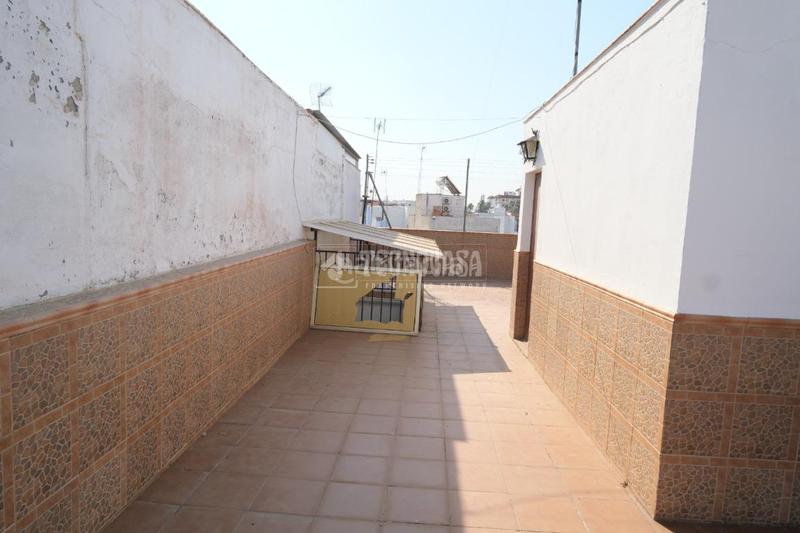 Foto f93480b6-fcce-402a-8a6a-fb8c3f112ed2. Alquiler casa pareada casa en alquiler en El Cerro Sevilla