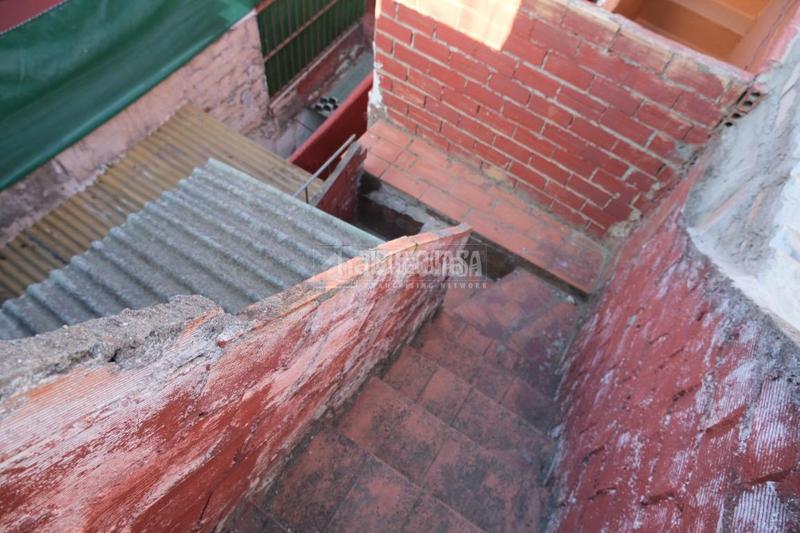 Foto 43afddbd-849c-4961-8cb4-d6cb32448842. Casa pareada casa en venta en La Plata Sevilla