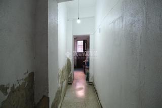 Casa aparellada a La Plata. Casa en venta en sevilla