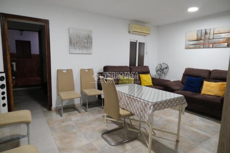 Foto 27e45718-5c92-4e63-b05a-db60d050c300. Casa aparellada a La Plata Sevilla