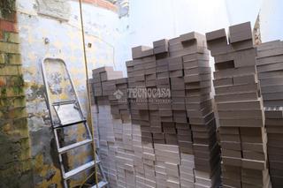 Casa aparellada a La Plata. Casa en venta en sevilla