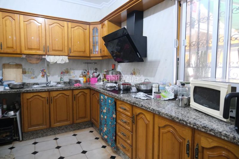 Foto 4d6c9931-fee7-4cd7-967e-a0153fc95f9f. Casa aparellada a La Plata Sevilla