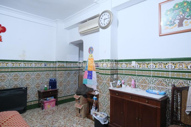 Foto a310f0c1-5b03-4e26-a510-a84a6083e391. Casa aparellada a La Plata Sevilla