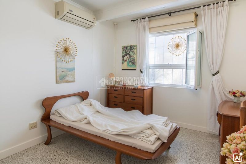 Foto e75b92cc-6912-4775-91e6-722b9a549c49. Casa aparellada a La Plata Sevilla