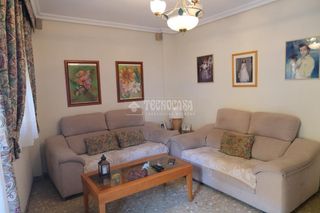 Flat in La Plata. Piso en venta en sevilla
