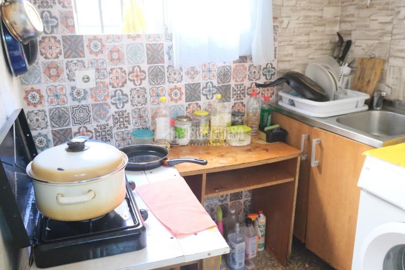 Foto f7174ea1-d086-4deb-b9b7-3ebdca891afc. Casa aparellada a La Plata Sevilla