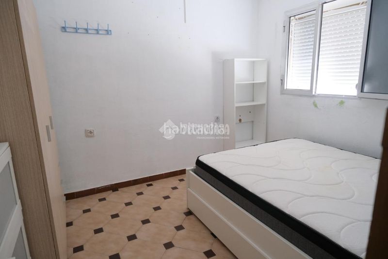 Foto 4d5ba6df-71e0-4422-843d-ef95496e5be2. Pis a Los Pájaros Sevilla
