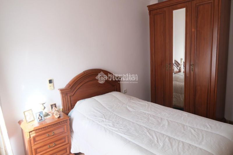 Foto 97a53f7a-325b-4517-8fdf-854904d55016. Casa aparellada a La Plata Sevilla