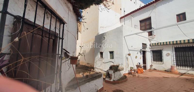 Foto 3a5f0072-d8cb-44dd-b0cf-7cec46635656. Chalet dans Adra