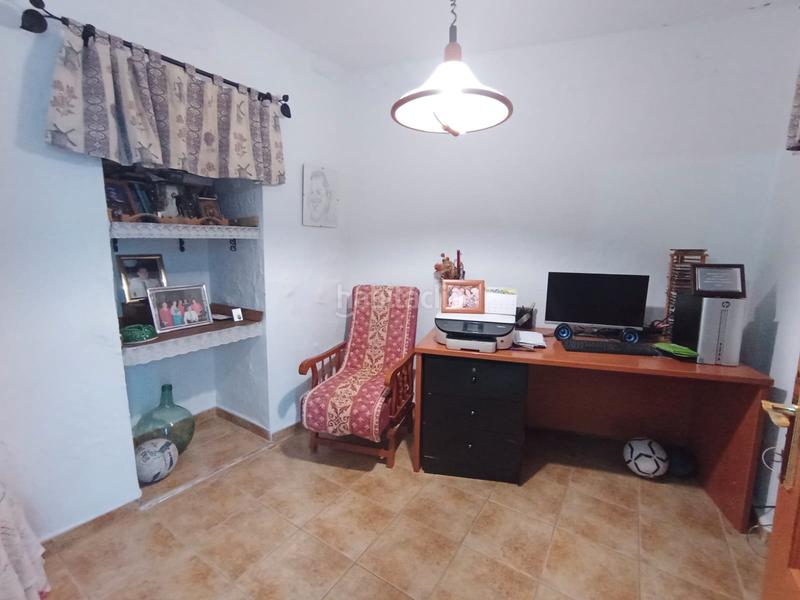 Foto d7e4c721-2002-4e61-94ff-169bf3957960. Maison avec cheminée dans Álora