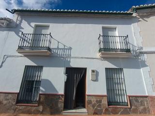 House in Pizarra