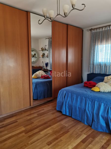 Foto 1815334c-519a-4bbe-aa5c-6dd378fddb97. Chalet con camino riscaldamento parcheggio piscina in Málaga