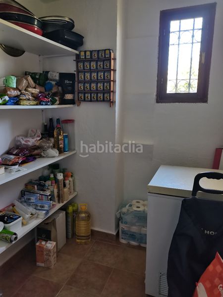 Foto 4a753f5e-9310-4ae4-9147-3250b245b23e. Chalet con camino riscaldamento parcheggio piscina in Málaga