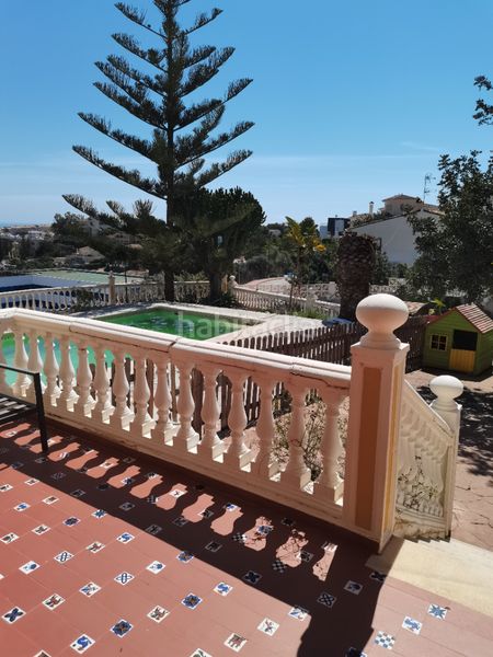 Foto 9b48d319-cbbf-413b-a82a-335c1e89a06a. Chalet con camino riscaldamento parcheggio piscina in Málaga