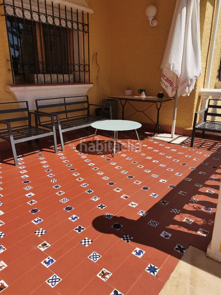 Foto e8a2b759-960b-4abf-9917-8535e76d1fd9. Chalet con camino riscaldamento parcheggio piscina in Málaga