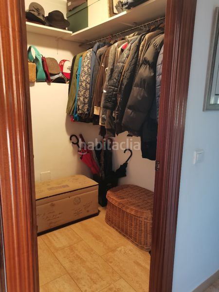 Foto ed016387-e730-4d0e-9cca-e3d81d302e61. Chalet con camino riscaldamento parcheggio piscina in Málaga
