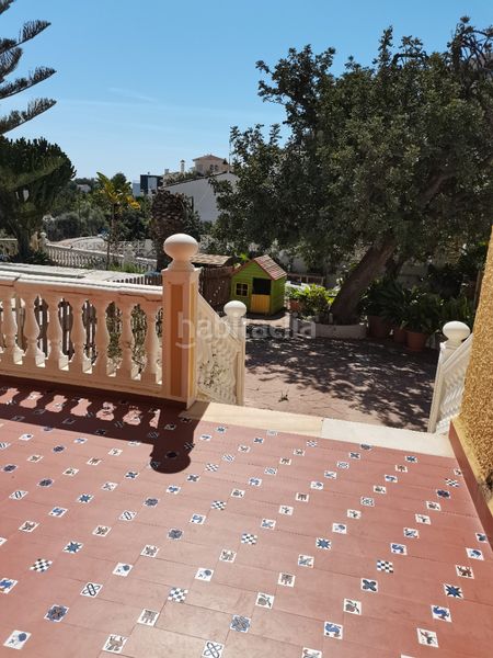 Foto f57337c5-4ec2-4011-ba45-65a5f2c3584a. Chalet con camino riscaldamento parcheggio piscina in Málaga