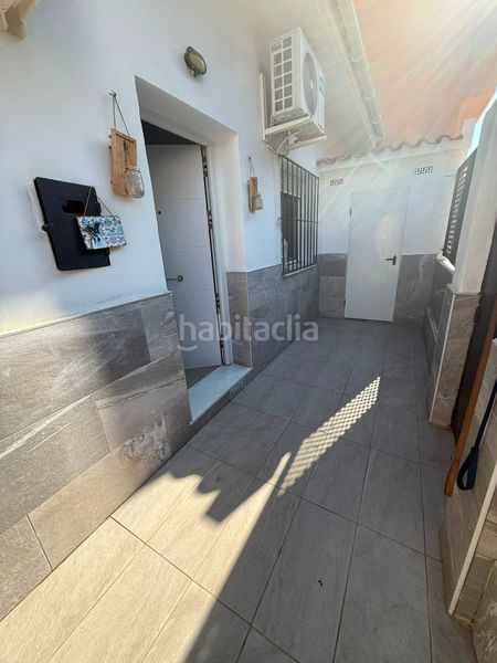 Foto a298c938-5261-4906-8d8d-b22e0cba5013. Casa adossada amb calefacció aparcament a Los Almendros - El Limonero - El Tomillar Málaga