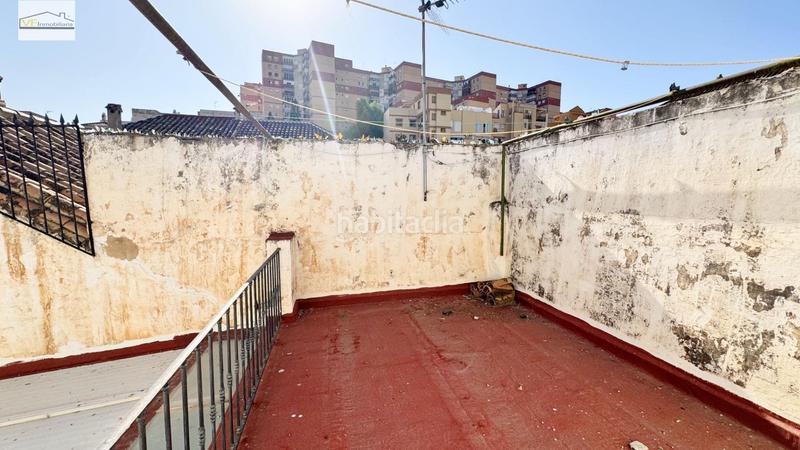 Foto 01259f4a-baac-4087-84c1-cdaac06e5f07. Casa amb aparcament a Barrio de Ciudad Jardín Málaga