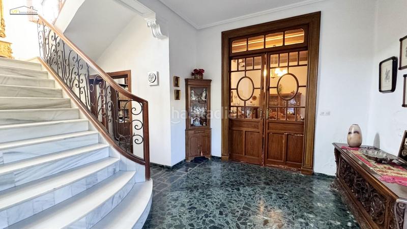Foto 76c80d0c-6a9d-4d12-b0a7-efb8d6b41868. Casa amb aparcament a Barrio de Ciudad Jardín Málaga