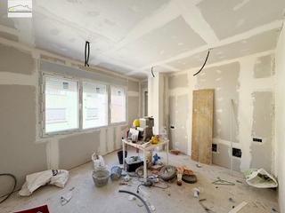 Casa adossada a El Molinillo - Capuchinos. Empieza tu proyecto, termina tu hogar!