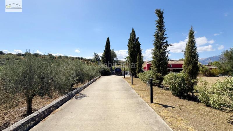 Foto b9545079-eb4f-4e4f-85a0-09906c9960a7. Country house with parking pool in Coín