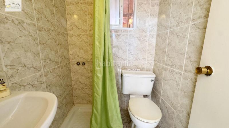 Foto fa7ff69b-6b23-47f1-a870-b6a38155e68e. Country house with parking pool in Coín