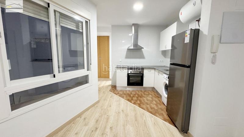 Foto aeaeb9d7-be7f-4ac1-9277-da17ad171c09. Studiowohnung mit parking in Parque Victoria Eugenia Málaga