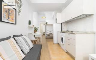 Appartement à La Trinidad. Un piso con historia, rentabilidad y licencia turística en el ce