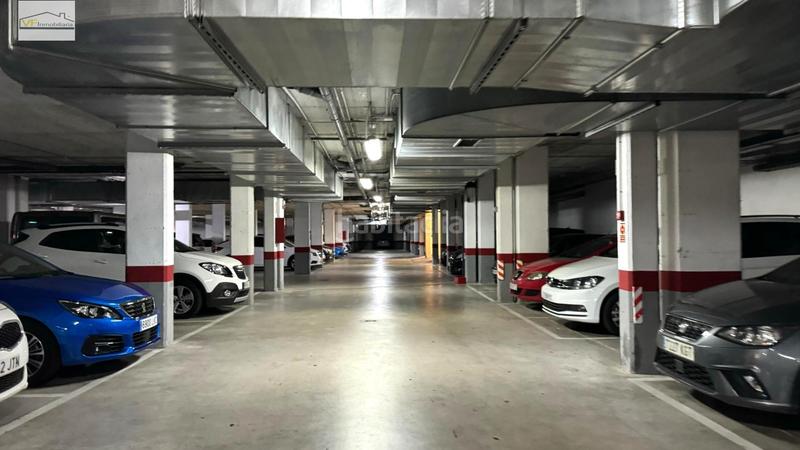 Foto 7cc86336-4284-4ef2-875f-c0252b5f8868. Parking coche buscas parking en esta zona? en Residencial Jardín Botánico Málaga