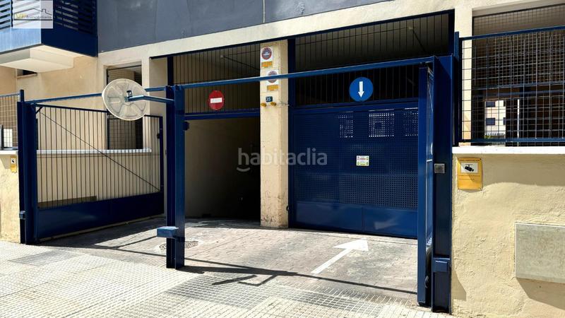 Foto a46119bf-3e75-4688-aa0d-73d715d7dc06. Parking coche buscas parking en esta zona? en Residencial Jardín Botánico Málaga