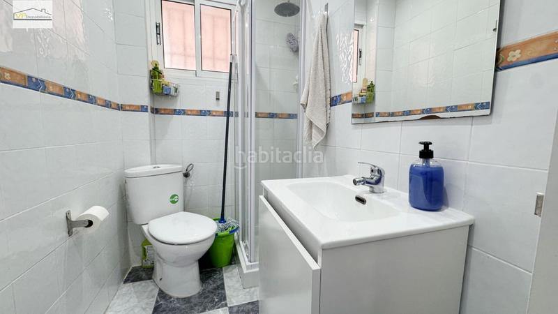 Foto 67ba2cee-7a63-4e31-8c38-ca083031ecb2. Appartamento con riscaldamento in Barrio de Ciudad Jardín Málaga