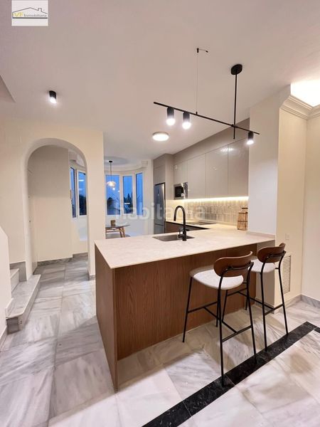 Foto 1e7c6999-5a8c-470d-bf5c-fafebc03fda2. Dúplex amb aparcament piscina a Playa de la Fontanilla Marbella