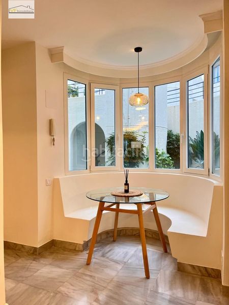 Foto 2f3a50c3-24b1-4e7e-bee8-ad6b726a0e73. Dúplex amb aparcament piscina a Playa de la Fontanilla Marbella